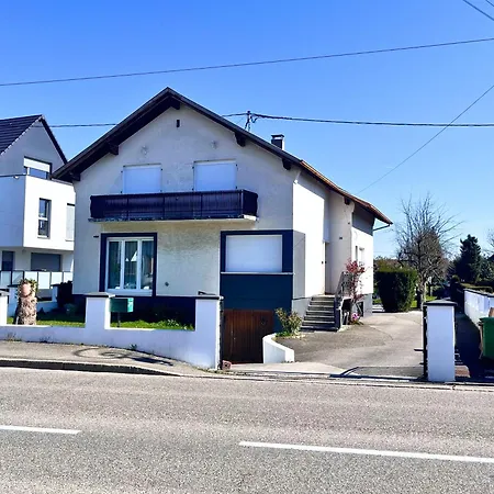 La Marilyn By Leslodgespa - Confort De Gamme, Salle De Bain Privee, Jardin Et Cuisine Commune, A 5 Minutes De L'aeroport