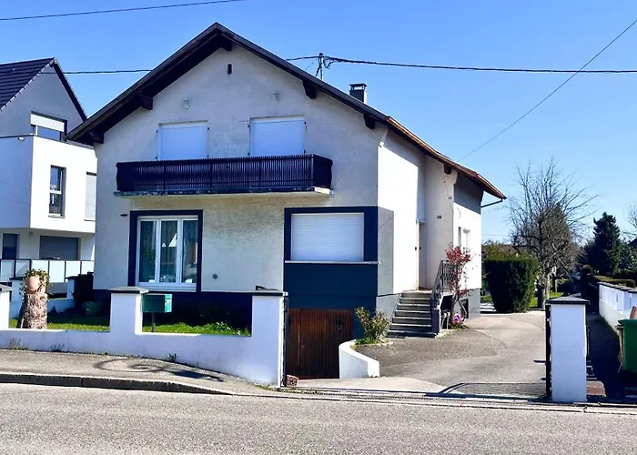 La Marilyn By Leslodgespa - Confort De Gamme, Salle De Bain Privee, Jardin Et Cuisine Commune, A 5 Minutes De L'aeroport